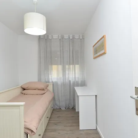 Apartment Fuer 6 Personen Ca 53 Qm In Pula, Istrien Istrische Riviera