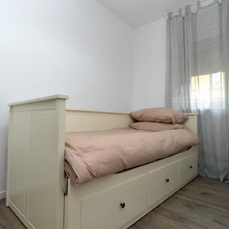 Fuer 6 Personen Ca 53 Qm In Pula, Istrien Istrische Riviera Apartment *