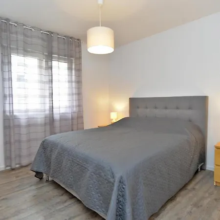 Apartment Fuer 6 Personen Ca 53 Qm In Pula, Istrien Istrische Riviera Pula