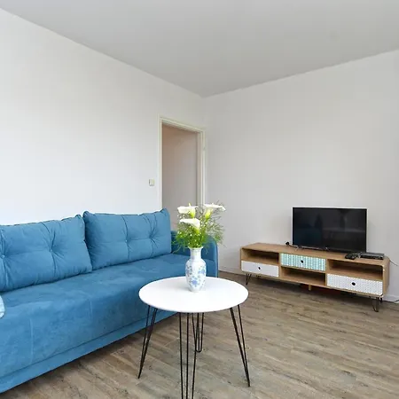 Apartment Fuer 6 Personen Ca 53 Qm In Pula, Istrien Istrische Riviera